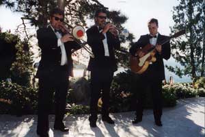 Salon du Swing trio at the Highlands